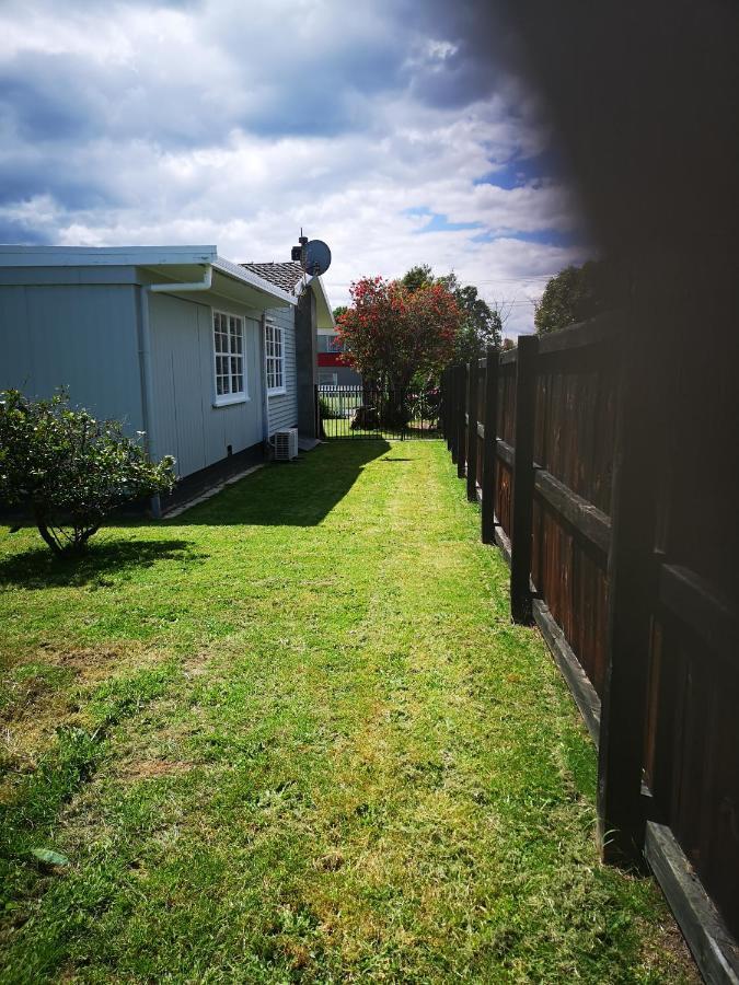 Cheerful 4 Bedroom Holiday Home 로토루아 외부 사진
